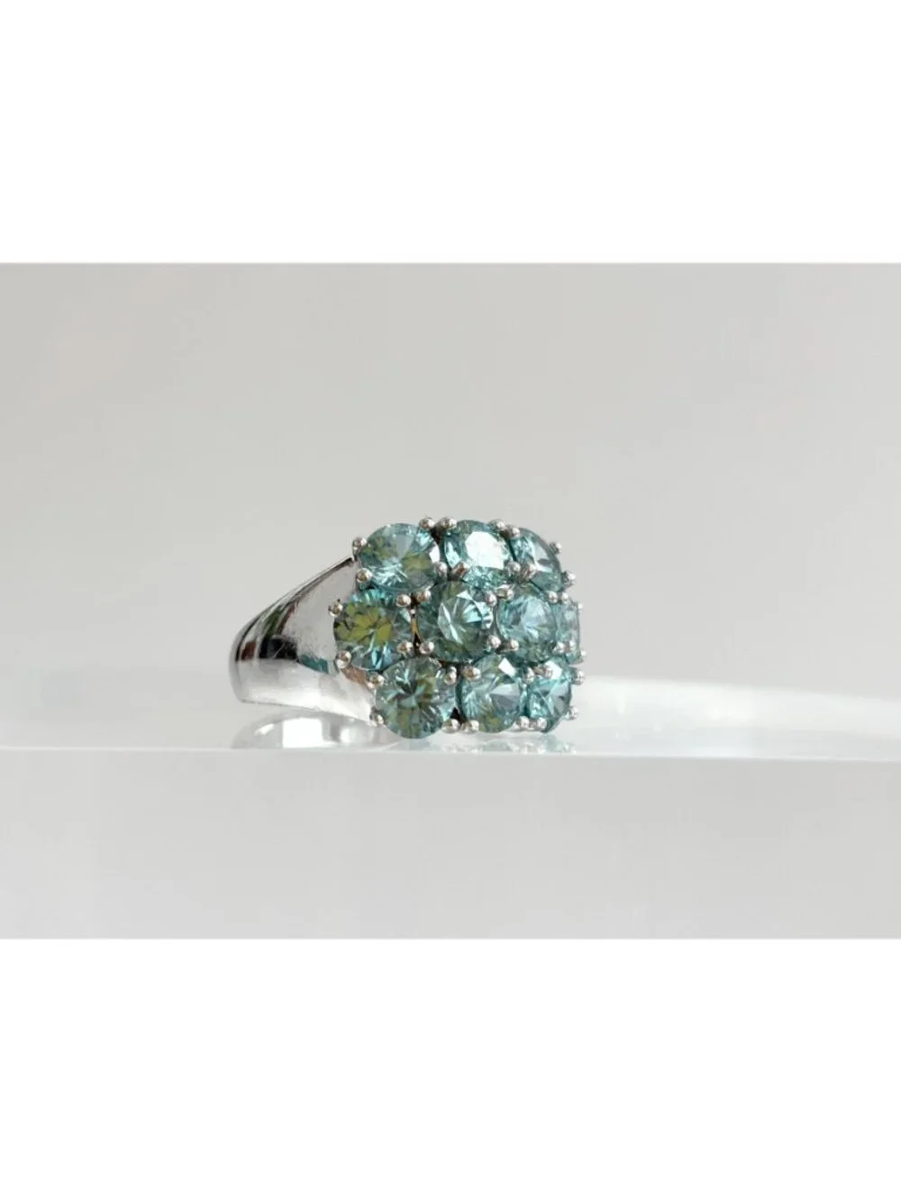 Blue Topaz Cluster Round Cut Gemstone Sterling Silver 925 Vintage Ring - sz 7.75